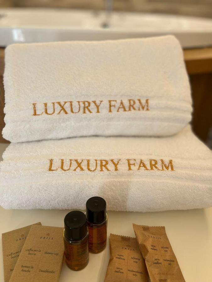 Agri-Resort Luxury Farm ماريليانو المظهر الخارجي الصورة